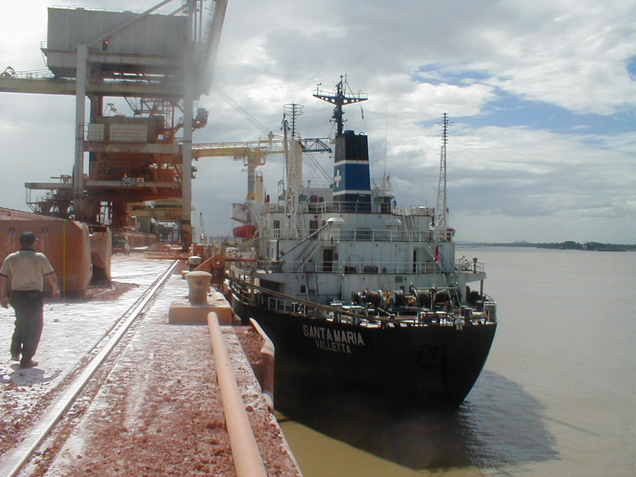 Muelle Bauxilum